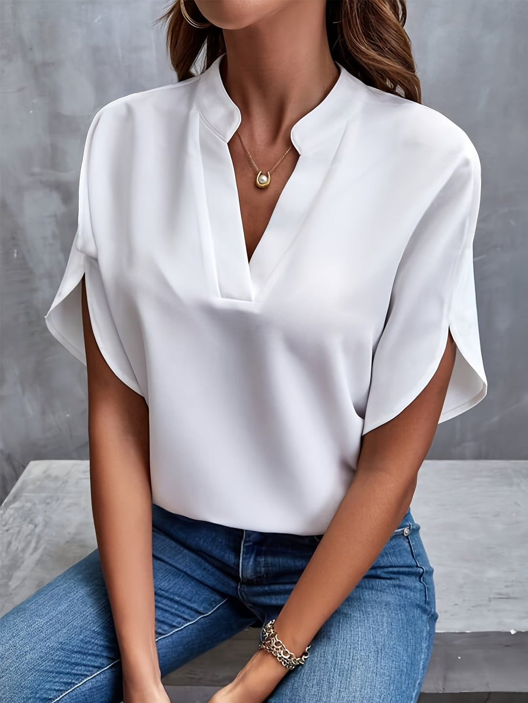 Amanda | Elegant V-Neck Blouse