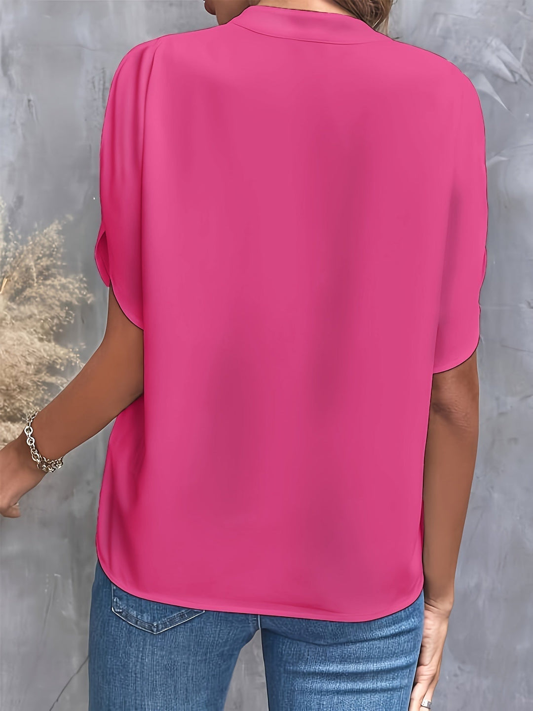 Amanda | Elegant V-Neck Blouse